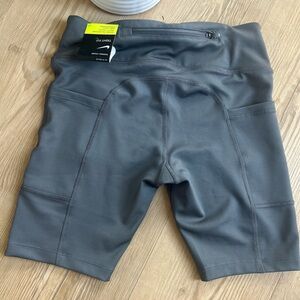 NWT Tight Fit Nike Gray Run Bike Shorts